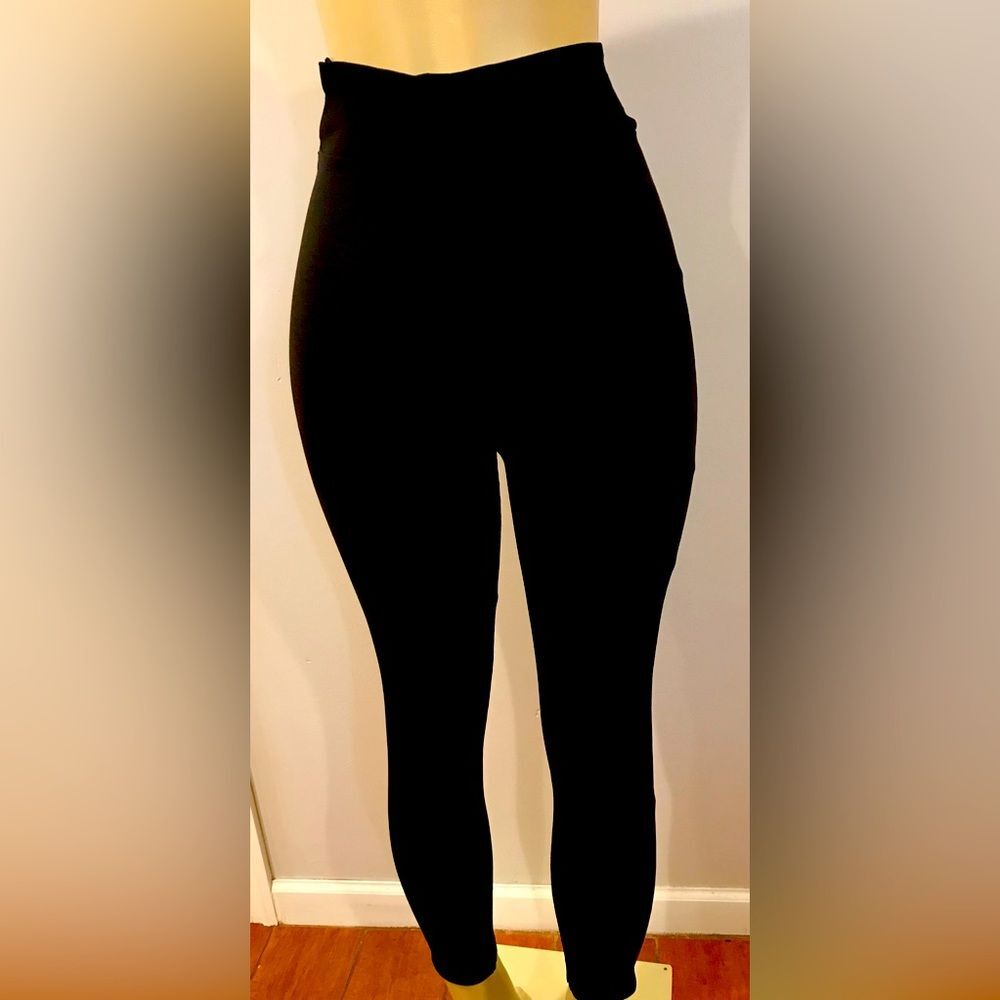Fashion Nova leggings